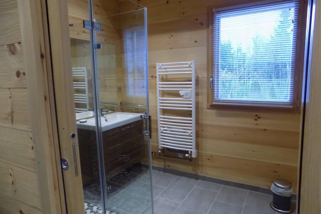 Chalet Des Charbonniers Avec Etang Saint-Maurice-sur-Moselle Exteriér fotografie